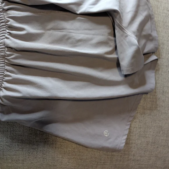 lululemon athletica Women's Gray Shorts - Picture 4 of 5